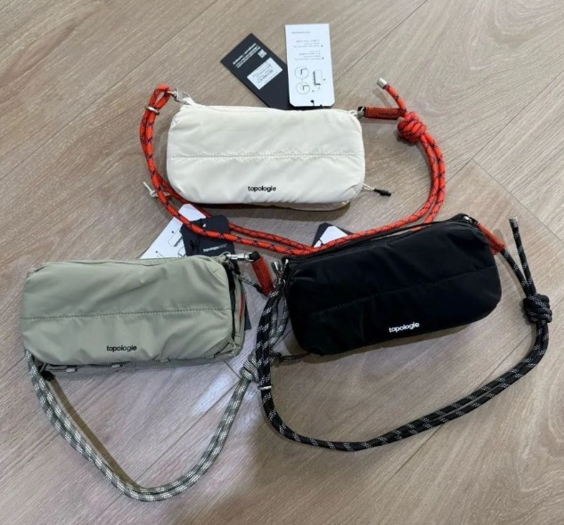 Topologie ボトルサコッシュ トポロジー ストラップ付き ショルダーバッグ