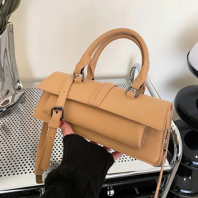 斜め掛けバッグ 24 感 汎用性が高い 母の日 流行り 質感 バックパック ミニバッグ ハンドバッグ ニッチデザイン おしゃれ 気質 個性 ショルダーバッグ