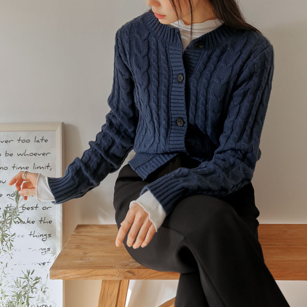 ウェンドニーケーブルラウンドニットカーディガン