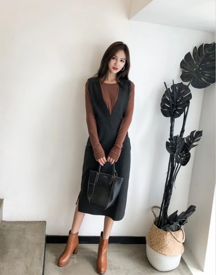 スカート ジャンパースカート ミモレ ミモレ丈 袖なし ノースリーブ Vネック ストレート スリット サイドスリット 綿 かわいい 大人可愛い きれいめ シンプル カジュアル 上品 おしゃれ