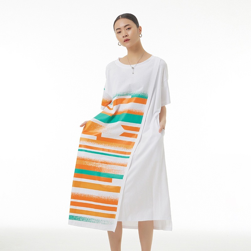 オリジナルデザイン感つなぎ半袖ワンピース2024夏新型大サイズ痩せロングTシャツワンピース