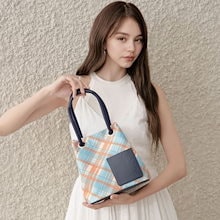 韓国大人気[rosa.K]LA PORTE MINI SHOULDER BAG_SS (6 COLOR) Qoo10 | 「ROSA.K」のブランド検索結果(人気順)：ROSA.K買うなら