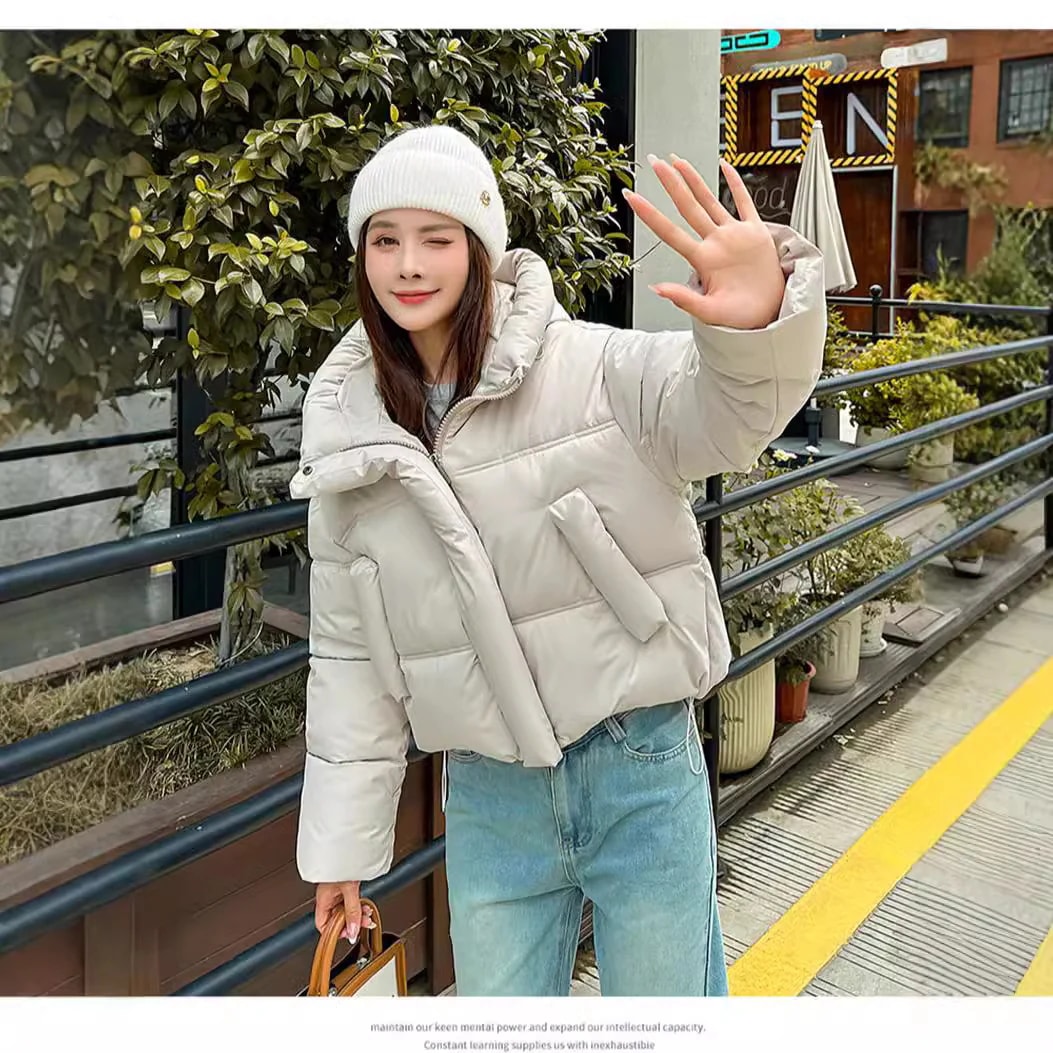 2024冬の新型韓国版ダウン綿服女性のゆるい帽子の短い綿服綿入れの上着はパン服のコートを厚くした