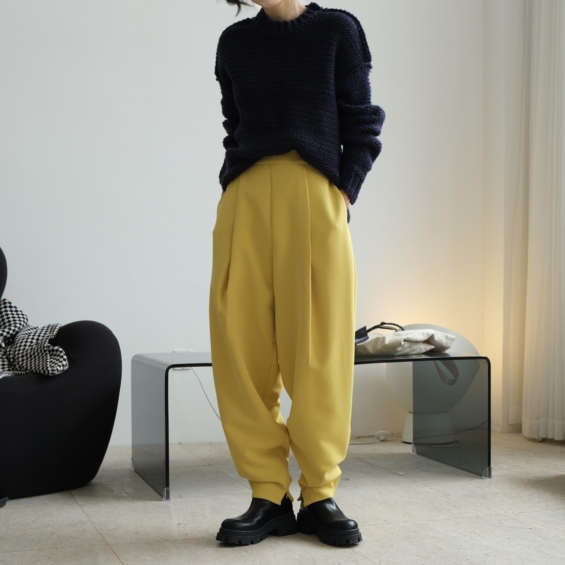 ハーレムパンツ センタータック ボトムス パンツ サルエルパンツ カラーパンツ ロング ロング丈 ワイド ファスナー ポケット 大人可愛い シンプル カジュアル 大人 おしゃれ お洒落 大人女子