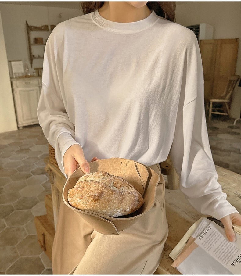 ロングＴシャツ ロンＴ トップス Tシャツ カットソー 部屋着 ロング丈 長袖 ラウンドネック クルーネック ストレート シンプル カジュアル 大人 大人女子 こなれ感 ラフ ボーイッシュ 8,482円