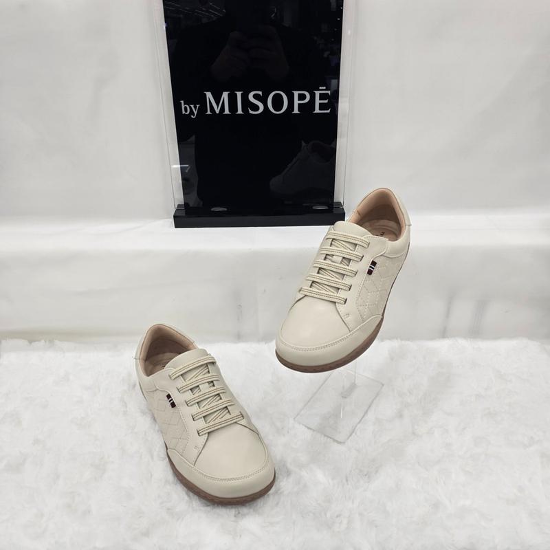 By 女性 キルティング ディテール ロー スニーカー 112HT430SH008 IVORY 1 JJ