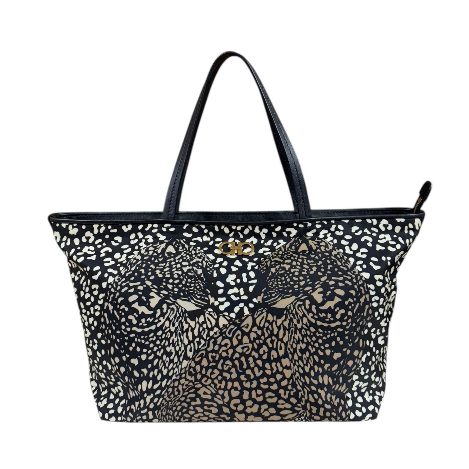 サルヴァトーレフェラガモ ガンチーニ トートバッグ ナイロン GU-21E187 ブラック Salvatore Ferragamo 中古