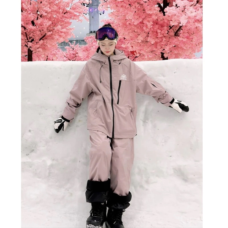スノーボードウェア 2025 上下セット メンズ レディース アウター ジャケット パンツ ズボン 無地 セットアップ ウィンタースポーツ 韓国風 防水防寒スノーウェア スキーウェア スノボウェア
