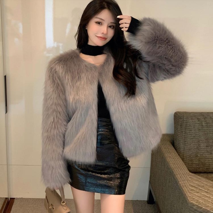 ファーコートレディースフェイクファーノーカラージャケットファージャケットショート丈秋冬羽織りカーディガン春ふわふわもこもこボリューム暖かい防寒通勤通学大人可愛い韓国ファッションきれいめ 4,798円