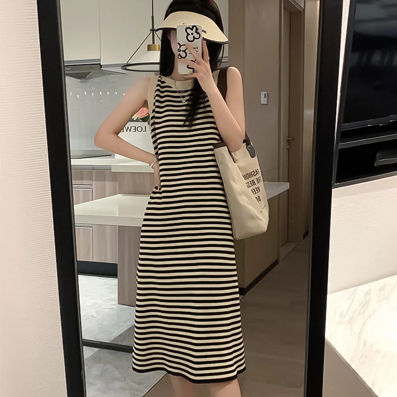 【1つ買うと10つ無料】縞模様のニットカミソールドレス女性サマーカジュアル風スプリットロングスカートショーシンコントラストベストスカート