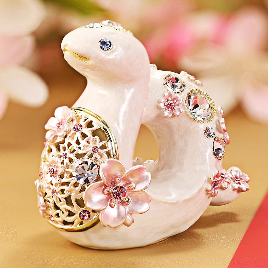 【正規品】桜小蛇 白蛇 巳年 干支の置物 さくら インテリア雑貨 玄関 金属 ヘビ へび 2025年 桜 EX630-1