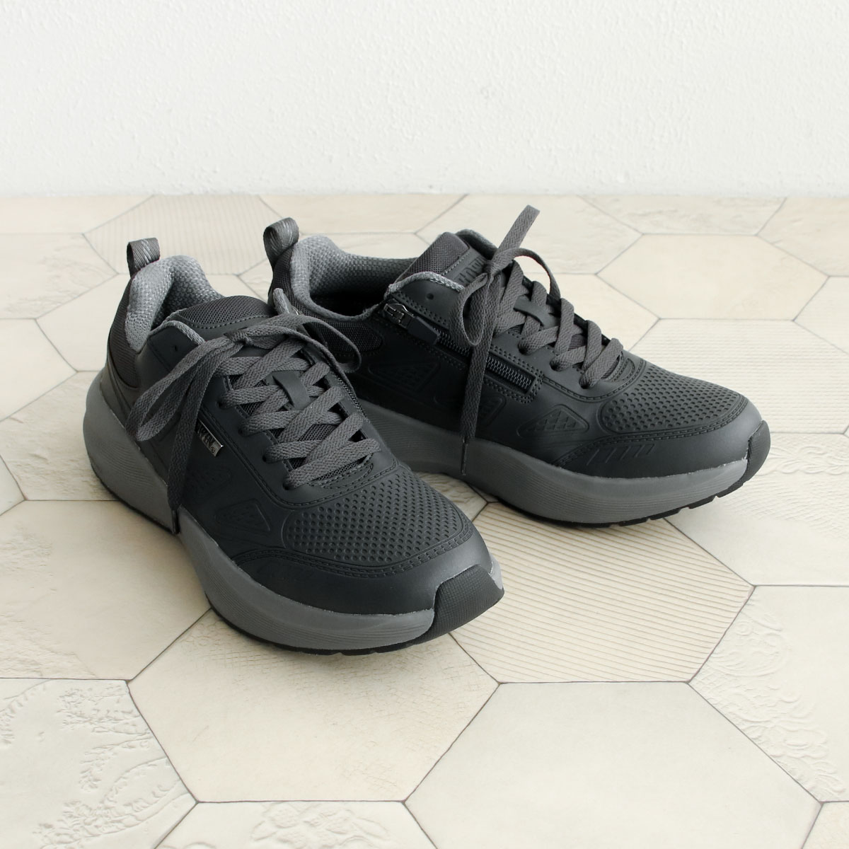 防水 スニーカー メンズ カジュアルシューズ ビジネス おしゃれ 黒 ローカット アウトドア 疲れにくい 歩きやすい 幅広設計 ファスナー 通勤 紳士靴 7369