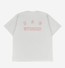 【新品・未使用】IAB STUDIO 水色 Tシャツ Mサイズ 新品・未使用】IAB STUDIO 水色 Tシャツ Mサイズ IAB STUDIO