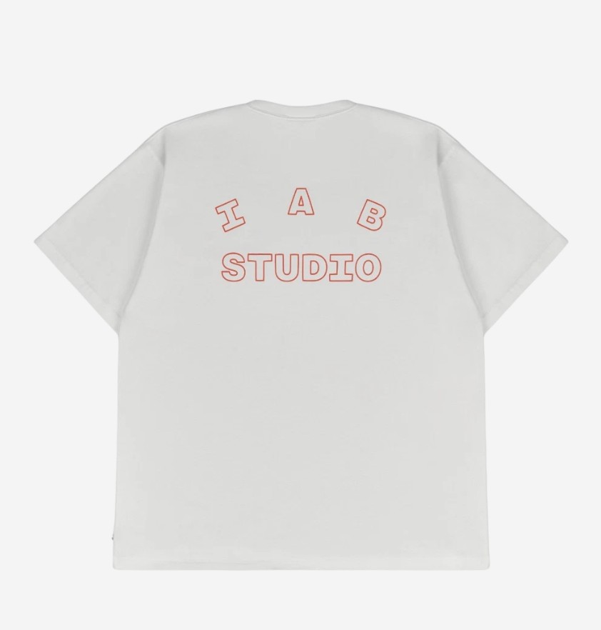 【IAB STUDIO】 IAB Studio Line Logo T-Shirt White Orange