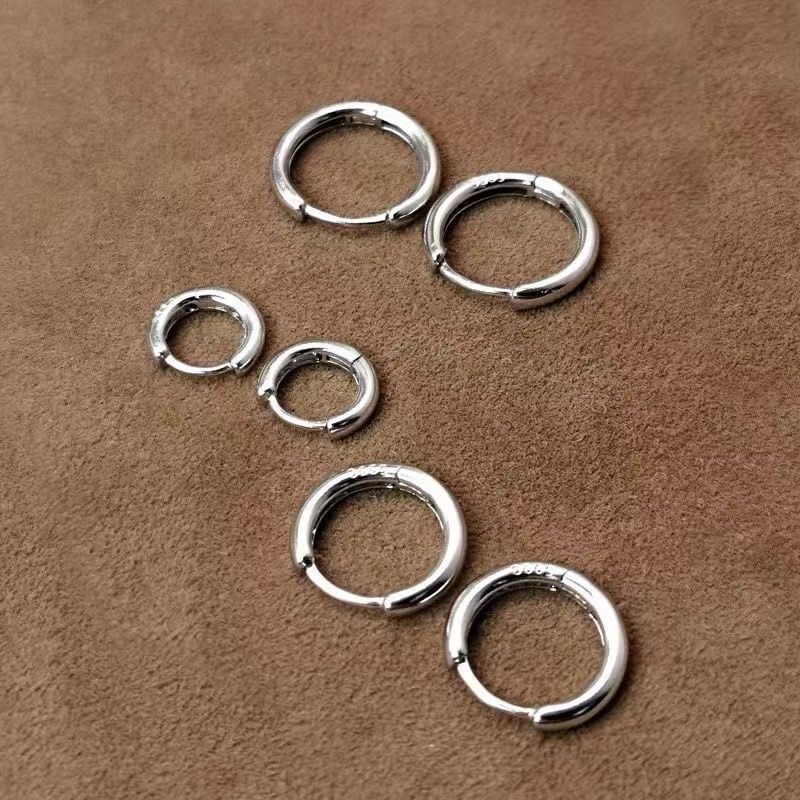 100psc寝ているのはs925純銀の光沢のある耳輪の女性の耳のボタンの小さいイヤリングのピアスの気質の耳の骨の釘を摘む必要がありません-X05