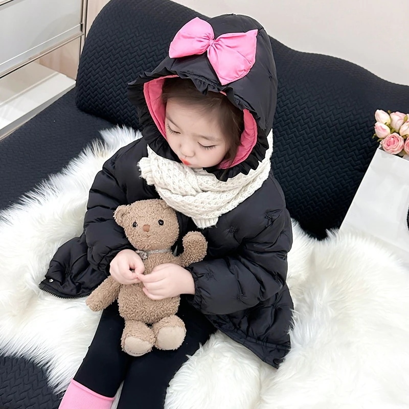 子供服の子供服の帽子リボンダウンジャケットにダウンジャケットを着て暖かくして風を通さないコート