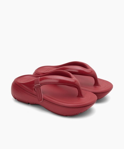 TAW&TOE 公式正規品 Zerovity Plumpy Glossy Red 厚底 リカバリーサンダル