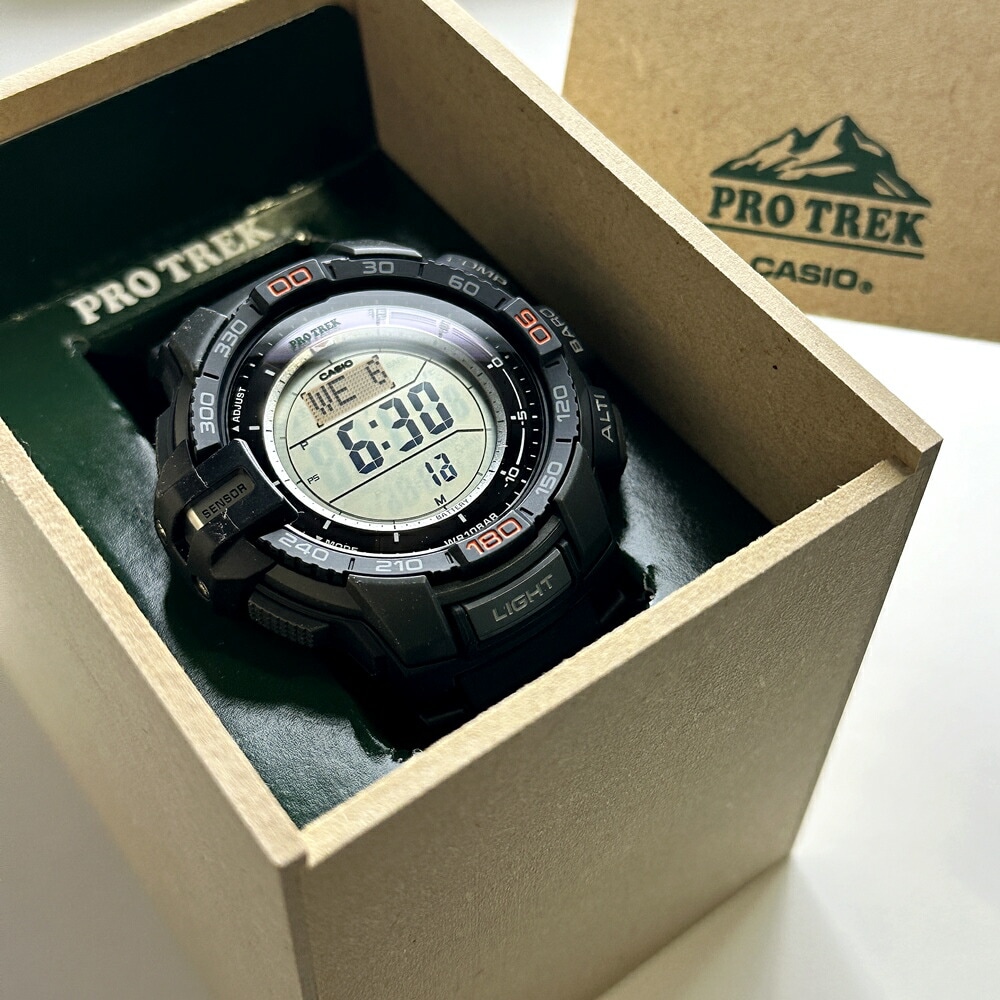 プロトレック ソーラー 登山 防水 腕時計 手表 トリプルセンサー メンズ カシオ デジタル 登山時計 ハイキング トレッキング 方位 高度計 温度計 ミリタリー アウトドア キャンプ 誕生日プレゼン
