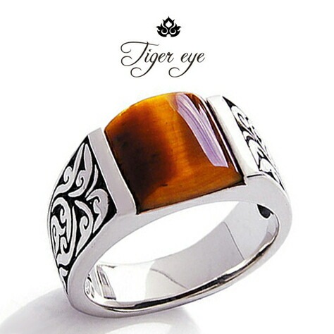 メール便なら送料無料！ r0769 シルバーアクセサリー メンズ リング オリエンタルな雰囲気を醸す