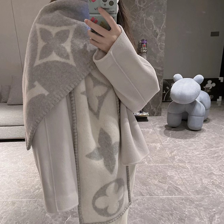 女性用の多目的なロングライトグレーウールスカーフ厚みのある両面ミルクティーカシミアショール2枚