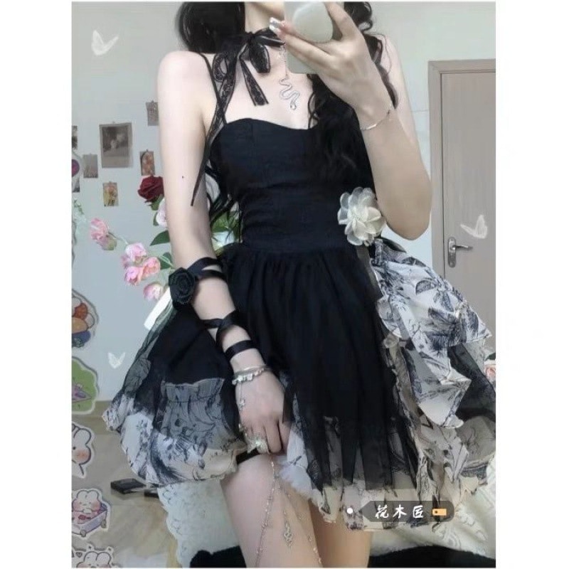 サスペンダースカート女性の新しい夏のデザインニッチウエストインク花柄ふわふわドレストレンド 4,976円