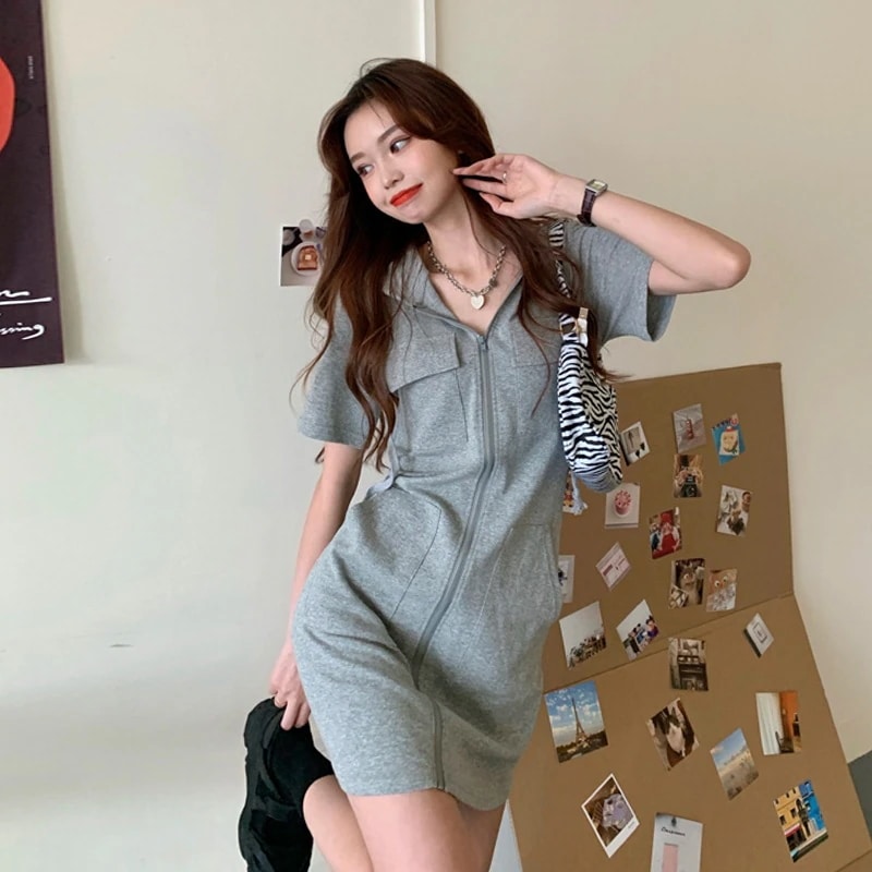 夏2024新型韓国国境を越えて帽子をかぶった小柄な年齢が減って痩せた気質の半袖ジッパーワンピース女装
