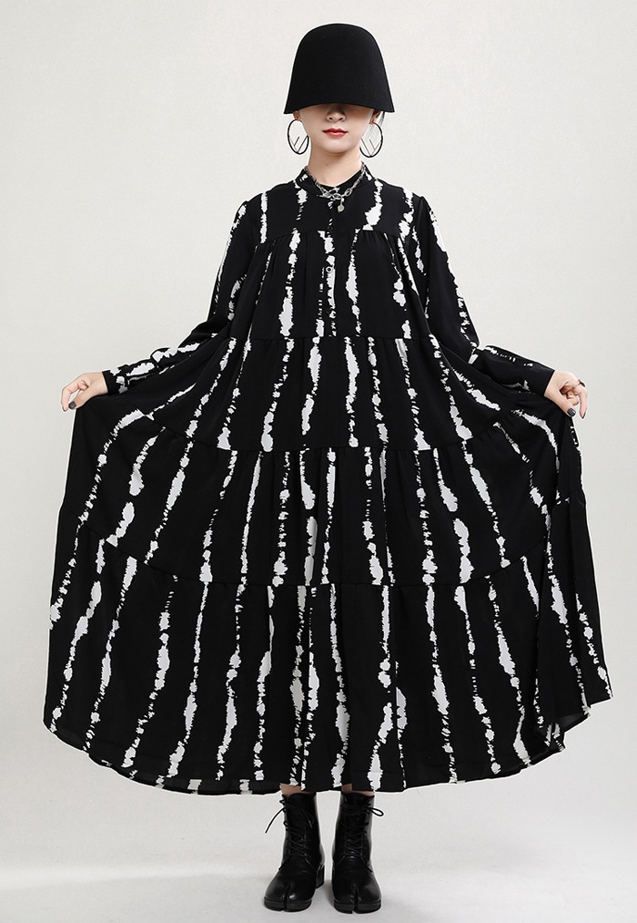ロングシャツワンピ シャツワンピース レディース ロングワンピース 春 長袖 シャツワンピ Ａライン 羽織る メンズ ロング丈 モード フリーサイズ グラフィック柄 フレア 体型カバー
