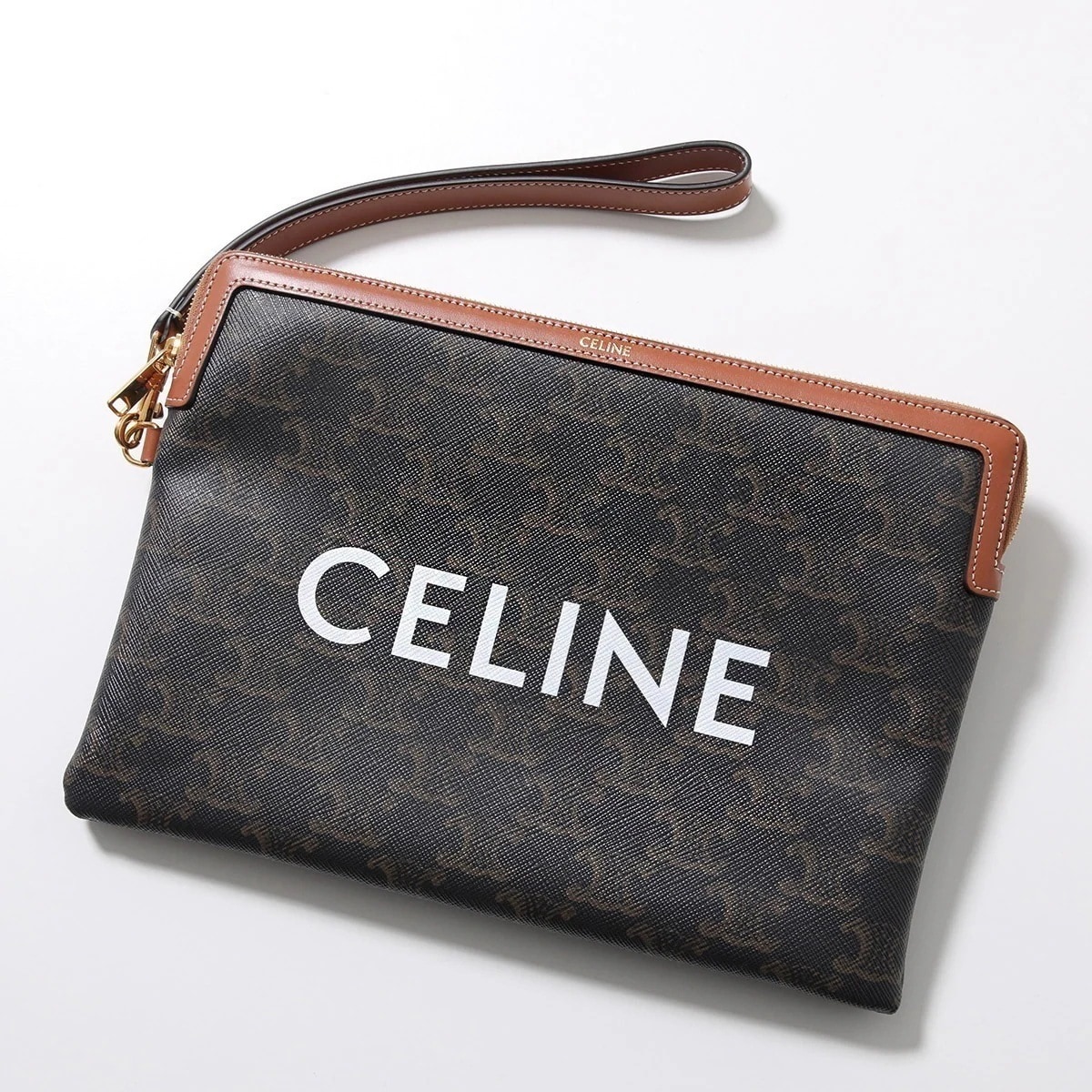 CELINE セリーヌ クラッチバッグ 10J502FES.04LU 10J502BZQ.04LU メンズ スモールポーチ トリオンフ レザー キャンバス ストラップ付 ロゴ プリント 鞄 Tan