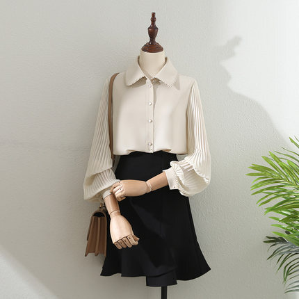 トップス デート シャツ ブラウス カットソー 袖あり 長袖 プリーツ かわいい 大人可愛い きれいめ シンプル カジュアル 大人 上品 おしゃれ お洒落 主役級 存在感 春 秋 10代 20代