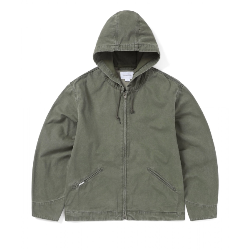 これは決してプロポスなカーペンタージャケットオリーブドラブではありません