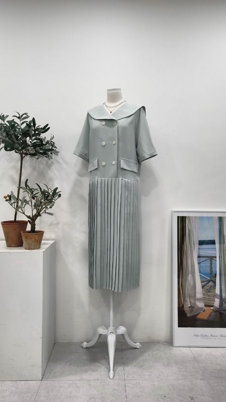 夏のゲストワンピースセーラーカラーダブルボタンワンピースプリーツロングワンピース