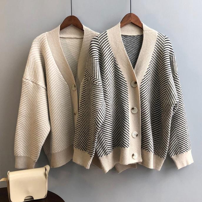 トップス アウター セーター カーディガン 長袖 Vネック 大人可愛い きれいめ シンプル カジュアル 大人 上品 おしゃれ お洒落 大人可愛い 大人女子 こなれ感 ラフ 無地 春 秋 冬 10代