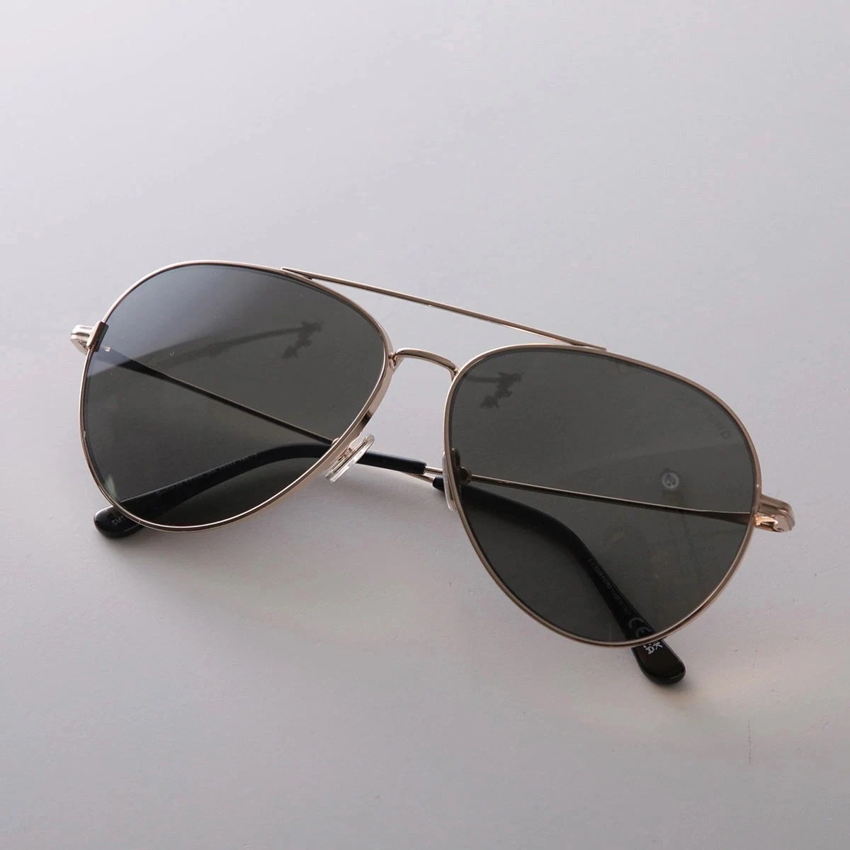 TOM FORD トムフォード サングラス TF0996 FT0996 メンズ ティアドロップ型 メタルフレーム ダブルブリッジ ノーズパッド ロゴ アイウェア 28A 30,527円