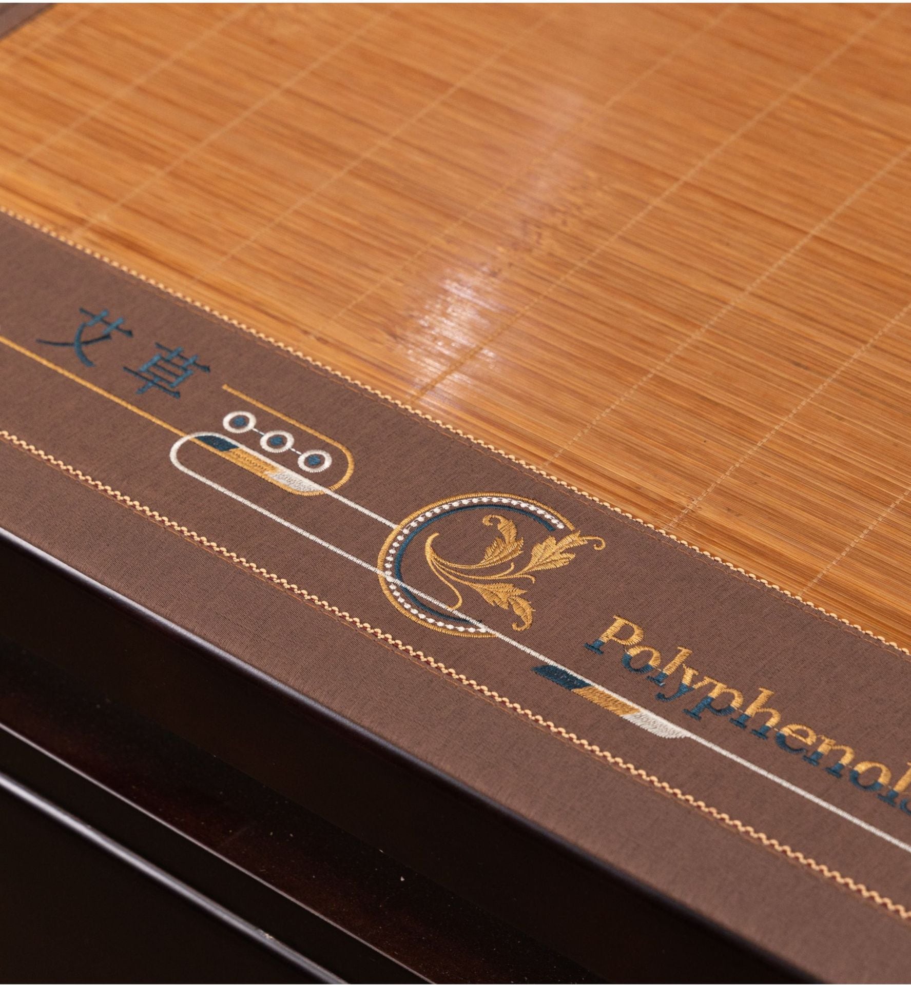 夏のクールマット竹竹マット1.8メートルダブルベッド夏の家庭用マグウォートラタンマット厚厚両面折りたたみ竹マット