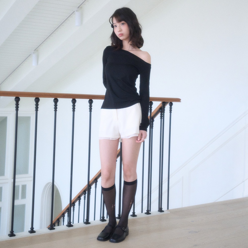 CLASSIC SHORT PANTS-IVORY