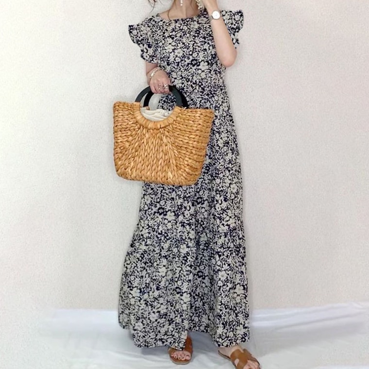 ワンピース フレアワンピース ロング ロング丈 フレアスリーブ フレンチスリーブ ラウンドネック フレア Aライン ハイウエスト 伸縮性 綿 かわいい 大人可愛い おしゃれ ラフ ラブリー 5,621円