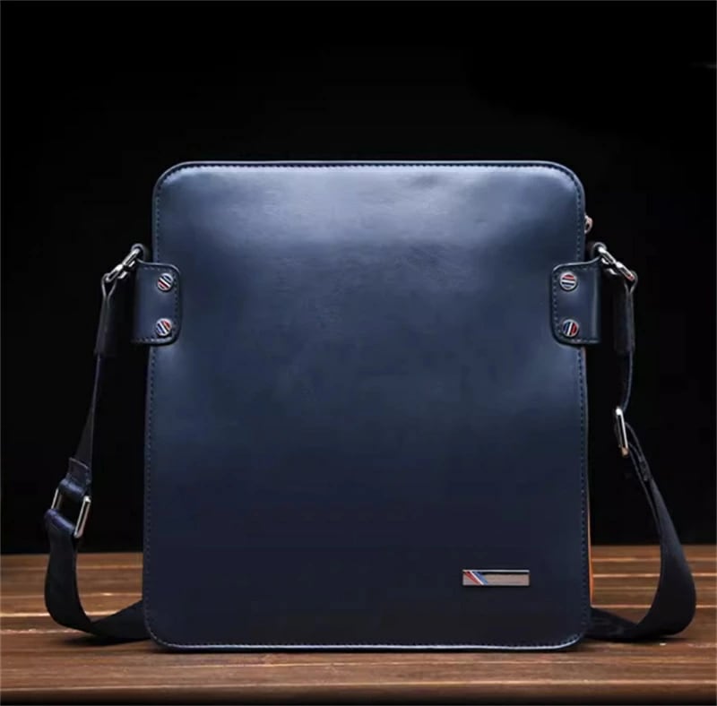 ショルダーバッグ メンズバッグ 本革　プレゼント レトロ風 ワンショルダー 斜め掛け 軽量 自転車バッグ 牛革 かばん 耐摩設計