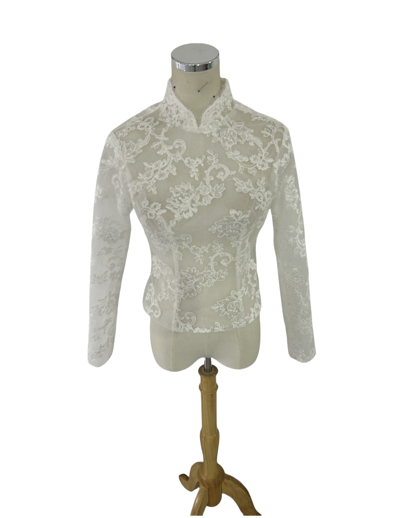 ボレロ 美しい花レース ハイネック くるみボタン ロングスリーブ 前撮り ウェディングドレス