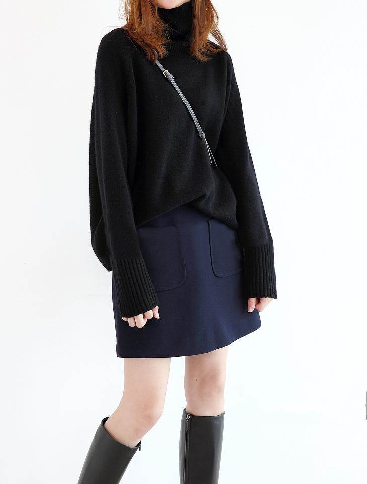 セーター レディース 長袖 ロング 腕カバー 萌袖 ハイネック オーバーサイズ 厚手 きれいめ 上品 カジュアル かっこいい ラフ 無地 秋 冬 OL オフィス 通勤 通学 学生 デート 大人可愛い