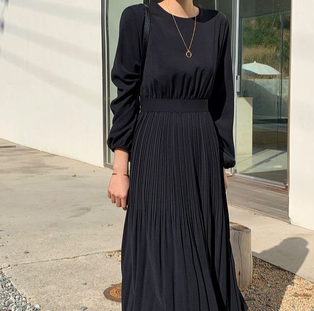 ワンピース 長袖 レディース ブラック アプリコット ロング ミモレ 丈 ティアード ラウンドネック フォーマル きれいめ 可愛い シンプル カジュアル おしゃれ 着痩せ 細見え デート お出かけ