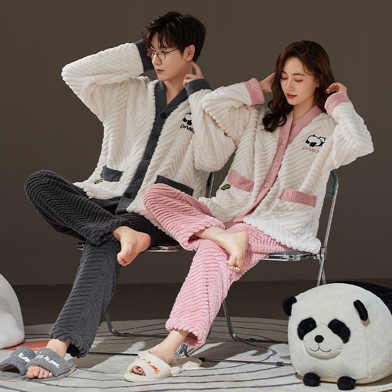 高級な質感ペアパジャマフランネルカップル長袖秋冬サテンパジャマフランネルペアレディース前開き長ズボン用お揃い夫婦メンズ上下セットセットアップ