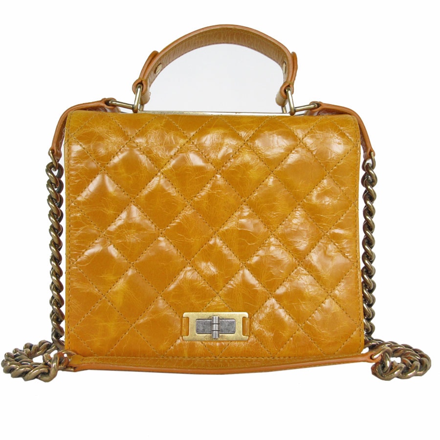 シャネル CHANEL ハンドバッグ ショルダーバッグ 2.55 レザー/メタル イエロー/ゴールド レディース s0613a