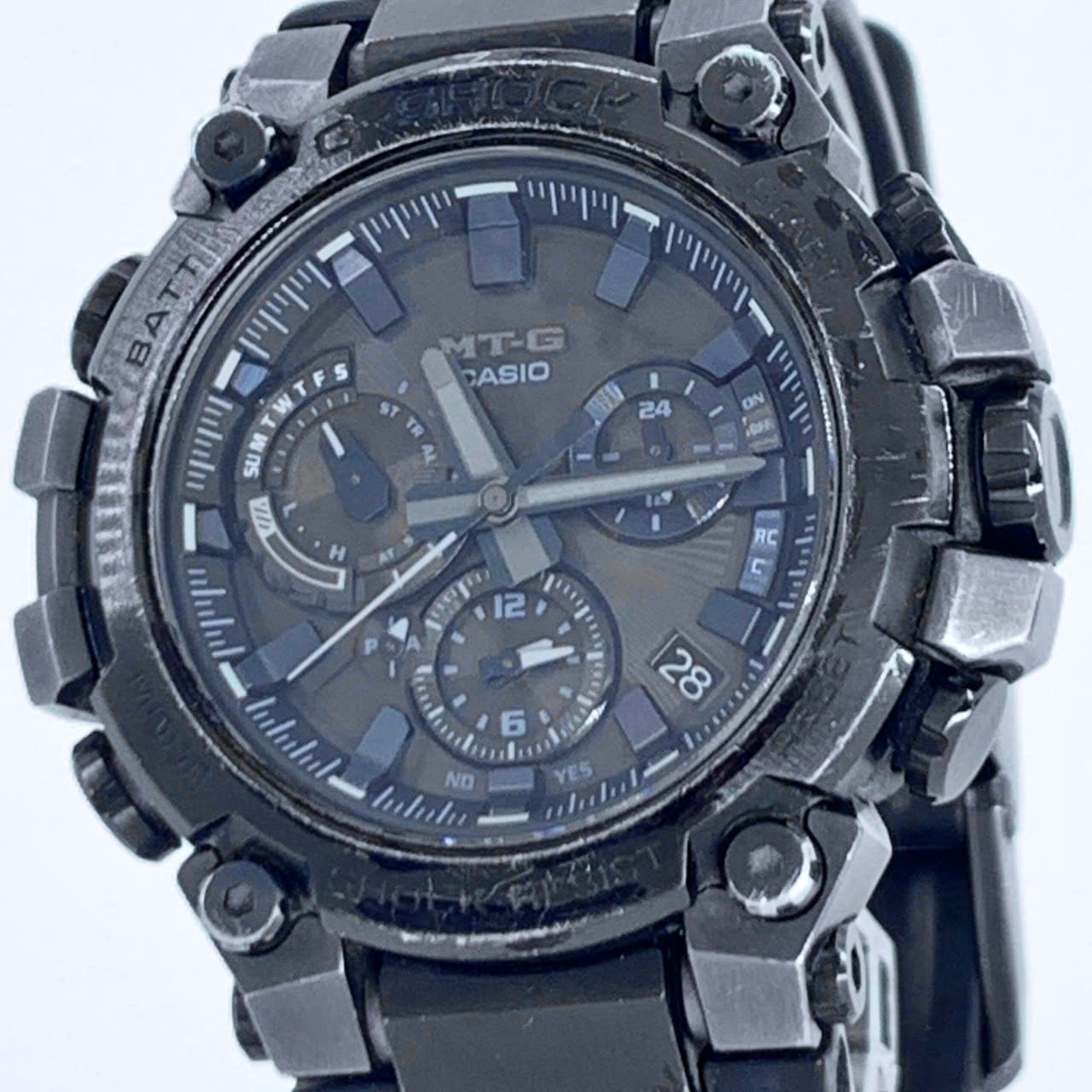 美品 箱付き G-SHOCK MTG-B3000B-1AJF Bluetooth 電波ソーラー デュアルコアガード カーボン デイト インダイヤル クロノグラフ ブラック メンズ腕時計 20気圧防水
