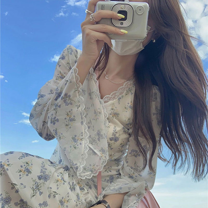 フランスのティーブレーク長袖花柄ドレスサブ初秋初秋2023新しい女性のデザインニッチロングドレス