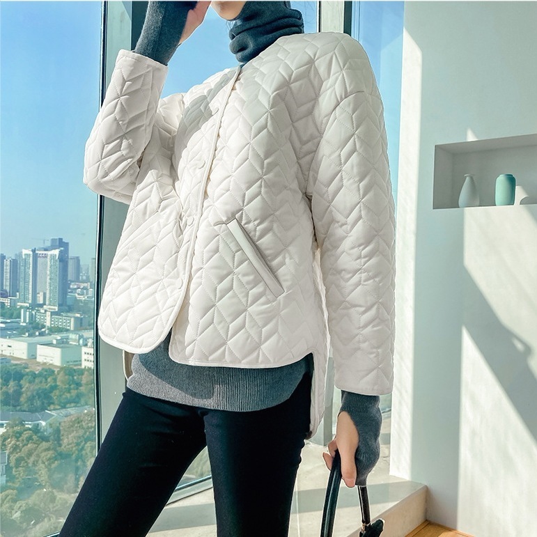 キルティングコットンジャケット ジャケット アウター 長袖 Vネック ミドル丈 ボタン 前開き スリム 細身 韓国 レディース かわいい 可愛い 大人可愛い 大人女子 シンプル きれいめ