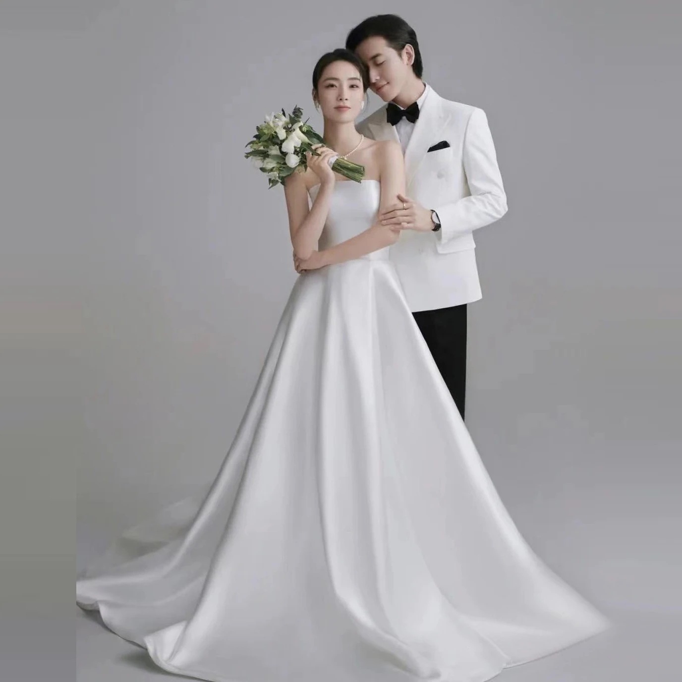 【Q10限定韓国ワンピース ドレス】 パーティードレス 誕生日 演奏会 花嫁 司会 結婚式の写真2025新しいブライダルシンプルな雰囲気ビスチェサテンドレスメガ割カラコンサンダル f Yt ハニーズ