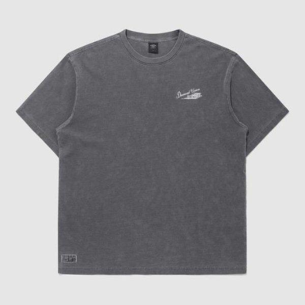 M半袖Tシャツ LQC UQ121CRS11-DCH ウェイファインダー ガーメントダイイング レタリング半袖Tシャツ ダークチャコール