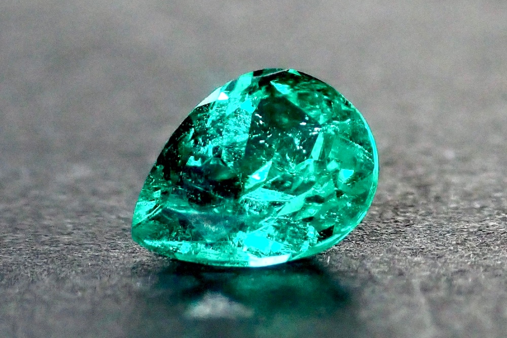 天然エメラルド