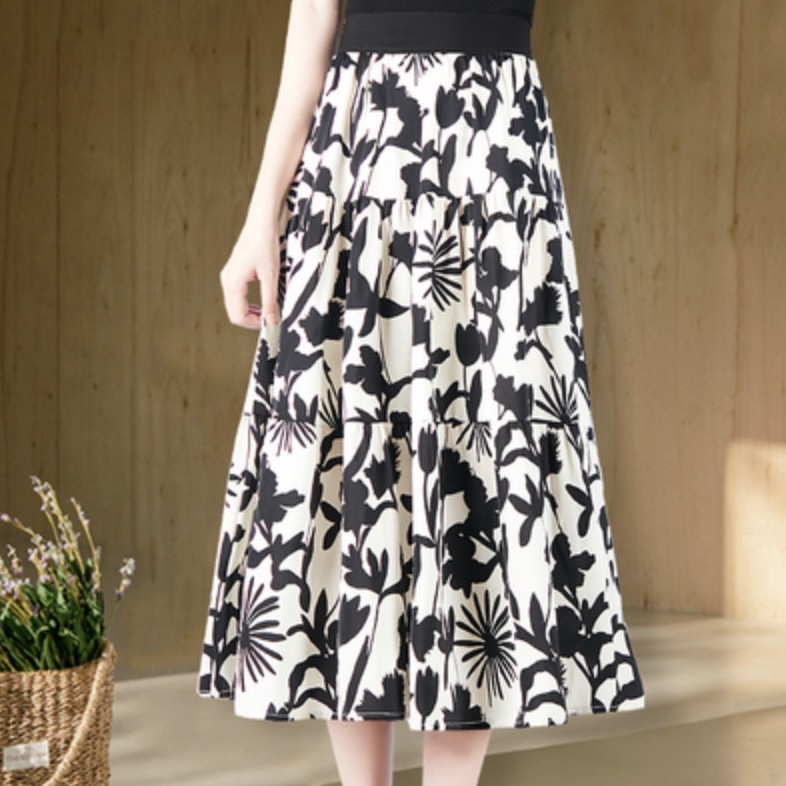 スカート デート フレアスカート ミモレ ミモレ丈 ハイウエスト かわいい 大人可愛い きれいめ シンプル カジュアル 大人 上品 おしゃれ お洒落 主役級 存在感 春 夏 秋 冬 オールシーズン