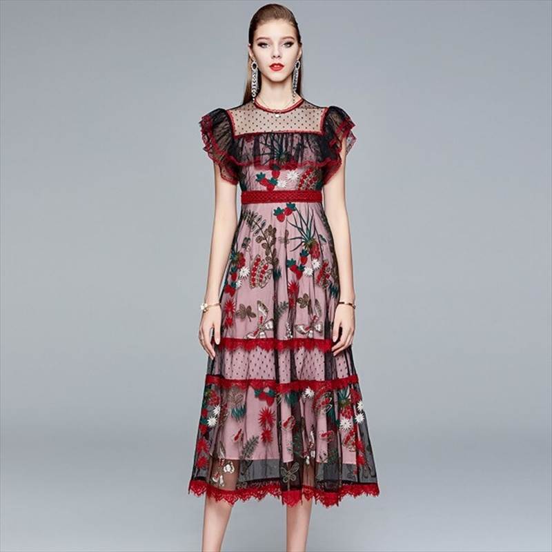 パーティードレス ミモレ丈 ロング ドレス 個性的 ピンク 花柄 いちご ドット柄 フリル レース ラブリー ガーリー かわいい ワンピース フォーマル 結婚式 二次会 お呼ばれ 衣装 スクエアネック